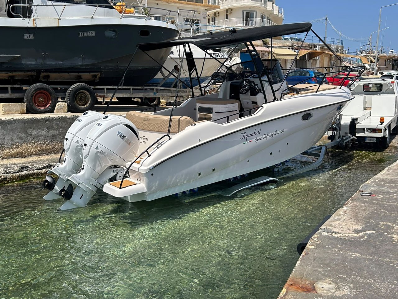 Aquabat 850 Lux WA for sale in Malta, Motor Boat